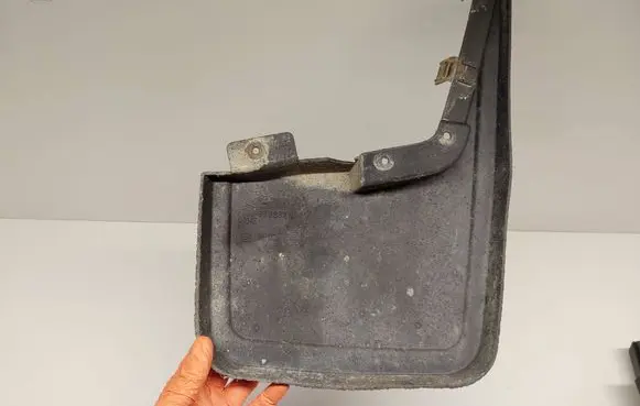 Ford F150 Rear mudguard FL3J992837 G004E