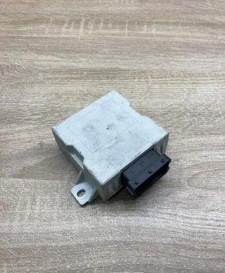 Toyota Corolla Verso E121 Window wiper relay 150696 120607F