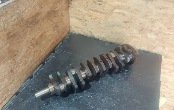 BMW 3 E46 Crankshaft 1705551