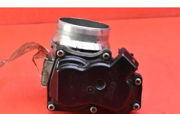 Buick Roadmaster Throttle body valve 161A01670R