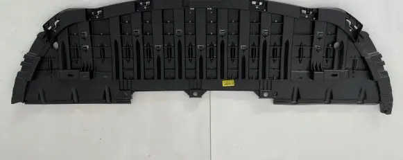 Front bumper skid plate/under tray