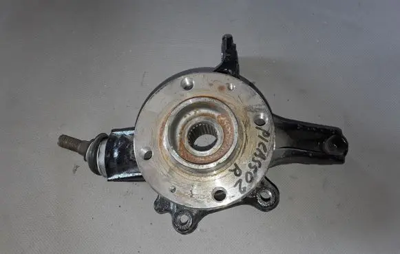 Citroen C4 I Picasso Front wheel hub 364796