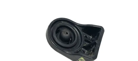 Radiator mount bracket
