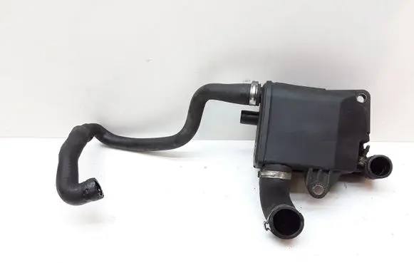 Volvo V70 Breather/breather pipe/hose 1271988