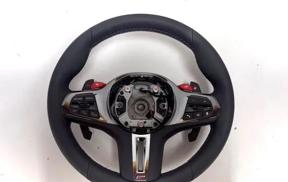 BMW XM Steering wheel 5A4B4B1 5A6FFD7
