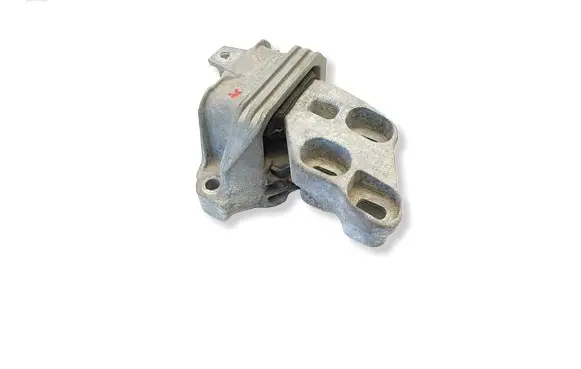 Mercedes-Benz CLA C117 X117 W117 Engine mount bracket A2462400617