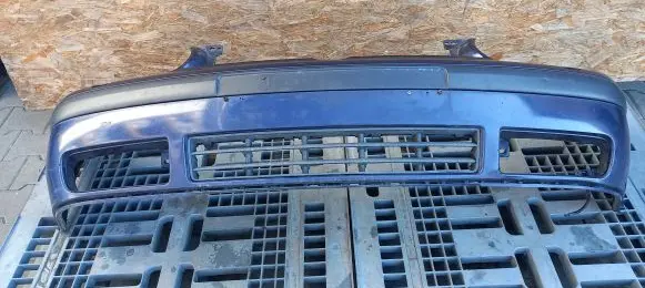 Volkswagen Golf IV Front bumper