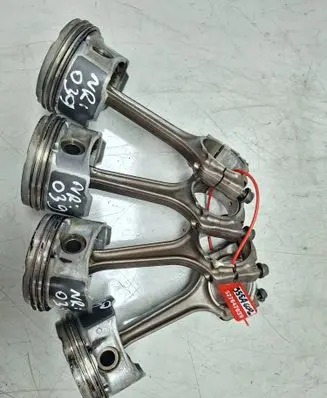 Fiat Bravo Piston with connecting rod S27647039 955A6000 55196809