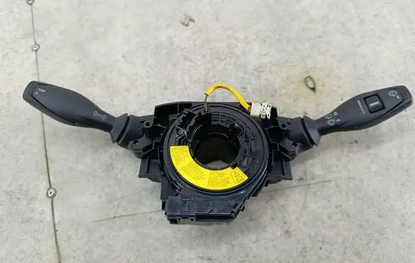 Ford Fiesta Wiper turn signal indicator stalk/switch 