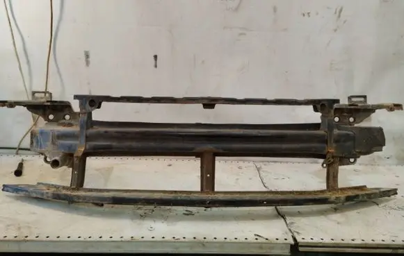 Skoda Octavia Mk2 (1Z) Front bumper cross member