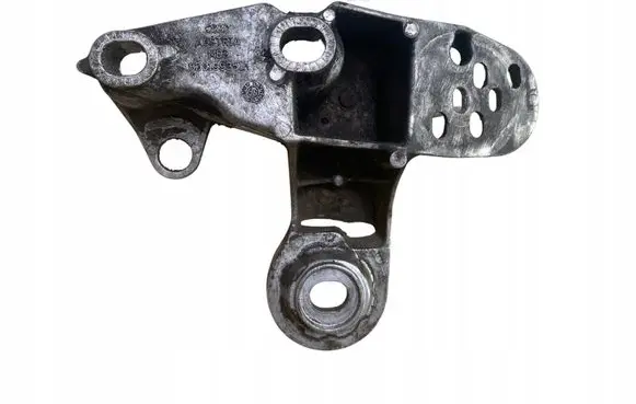 Audi A4 S4 B5 8D Engine mount bracket 8D0199351H