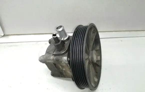 Volvo S80 Power steering pump