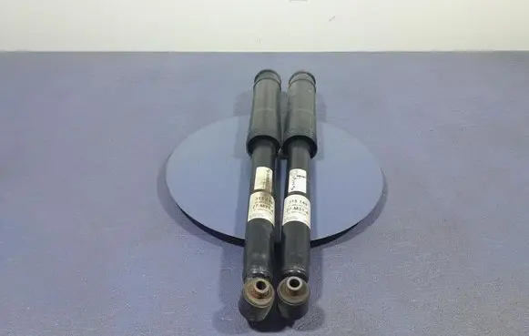 Toyota Auris E180 Rear shock absorber/damper 315149