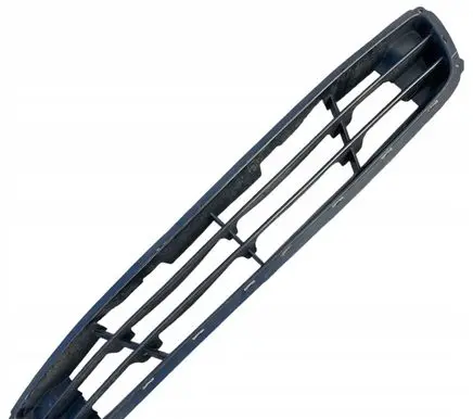 Hyundai Genesis Front bumper upper radiator grill 865613M000