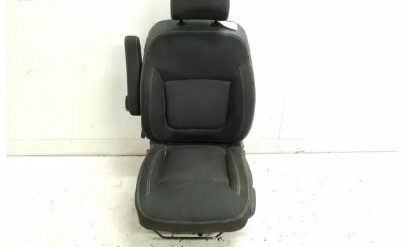 Renault Trafic III (X82) Front driver seat 