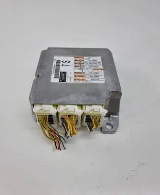 Lexus RX 450H Airbag control unit/module 8917076370