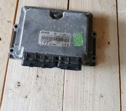 Fiat Punto (199) Engine control unit/module 0281010337