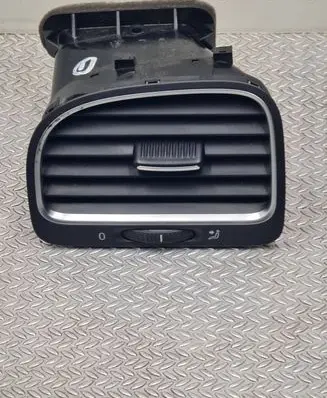 Volkswagen Golf VI Dashboard side air vent grill/cover trim 5K0819709D 5K0819703