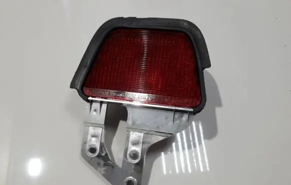 Toyota Avensis T250 Third/center stoplight