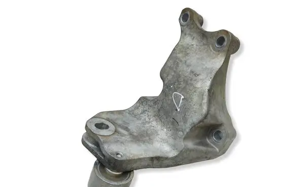 Ford Mustang VI Engine mounting bracket FR3C6037CA