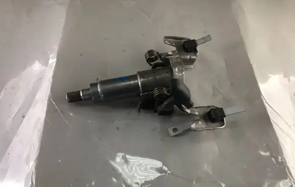 Fiat Punto Evo Steering wheel axle
