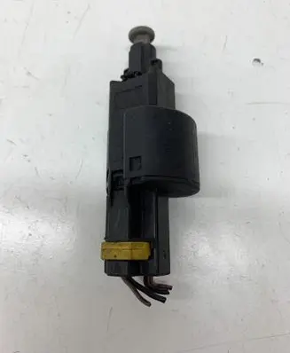 Opel Astra G Brake pedal sensor switch 09132299 09175172 09175185