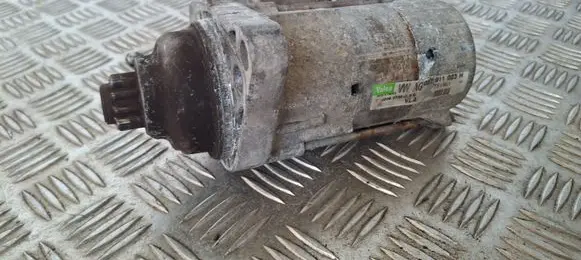 Volkswagen Caddy Starter motor 02Z911023H
