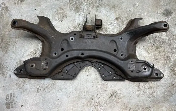 Toyota Prius (XW20) Front subframe 