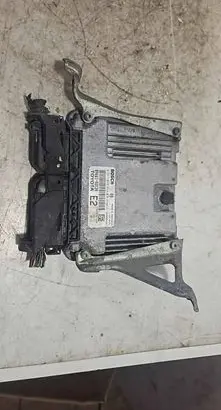 Toyota Auris 150 Engine control unit/module 0281013414 1039S25235 8966102E20