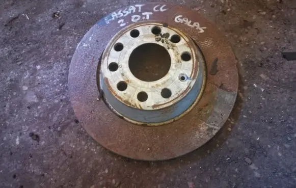 Volkswagen PASSAT CC Rear brake disc