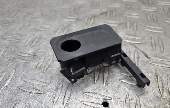 Ford Mondeo MK IV Front parking sensor holder (PDC) 7S7T15K873CE
