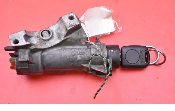Skoda Octavia Mk1 (1U) Ignition lock 4B0905851C