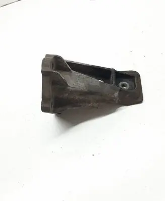Land Rover Range Rover Sport L320 Engine mounting bracket KKU500580 4H226061AA 9424