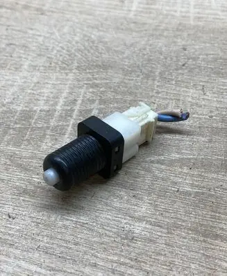 Peugeot 407 Brake pedal sensor switch 
