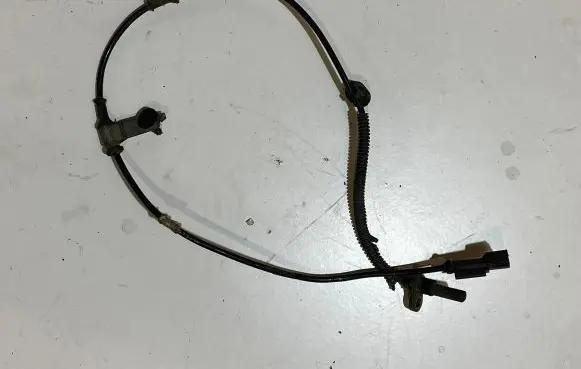 Ford Mustang VI ABS brake wheel speed sensor FR3C2C205AC