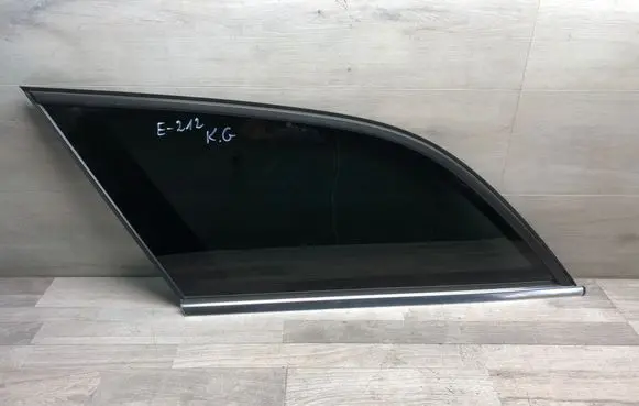 Mercedes-Benz E W212 Rear side window DOT32M10AS3 43R00104 E000190