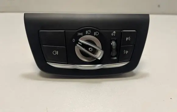 Light switch