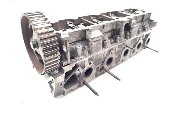 Citroen Xsara Picasso Engine head 9684487210 9685052710