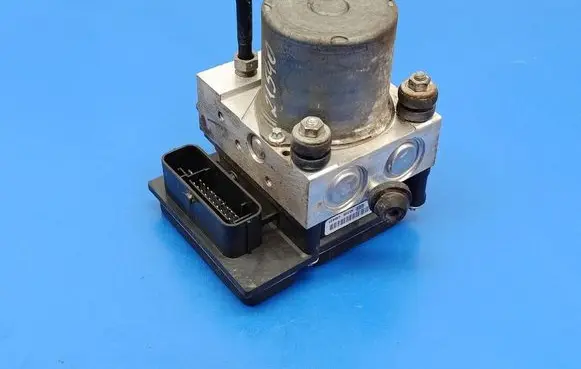 Peugeot 508 RXH ABS Pump 9677031780