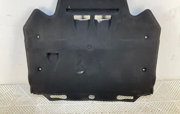 Audi A7 S7 4G Engine splash shield/under tray 4G0863822C