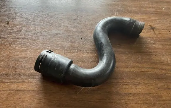 Audi A4 S4 B5 8D Air intake hose/pipe