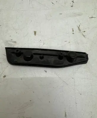 BMW M4 F82 F83 Fender mounting bracket 805725606