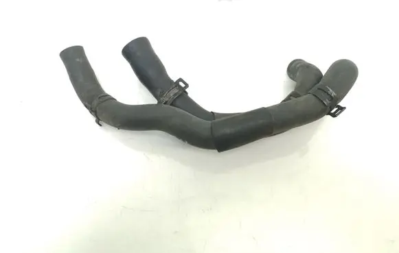 Volkswagen PASSAT B6 Engine coolant pipe/hose 1K0121086T