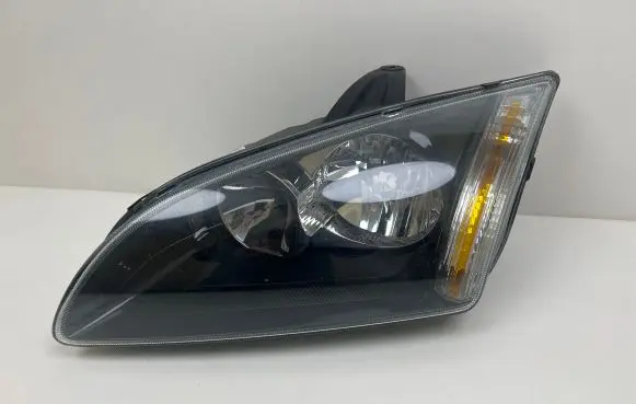 Ford Focus Headlight/headlamp 4M5113W030KB 10179