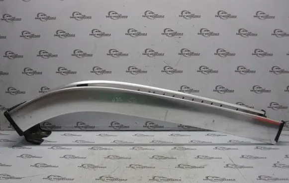 Opel Meriva B Tie down hook / loop 