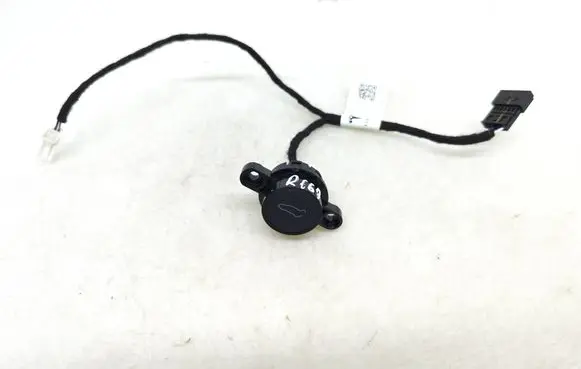Tesla Model 3 Tailgate/boot open switch button 150190700B 30171716 8210800077743