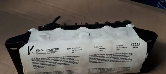 Audi Q7 4L Passenger airbag 4L0880204D