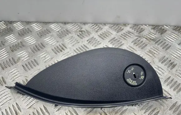 BMW 3 E90 E91 Dashboard side end trim 7123734