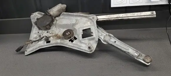 BMW 7 G11 G12 Front window lifting mechanism without motor