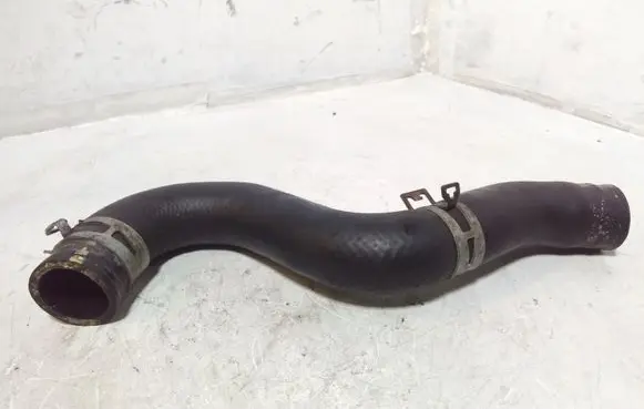 Toyota Yaris Engine coolant pipe/hose